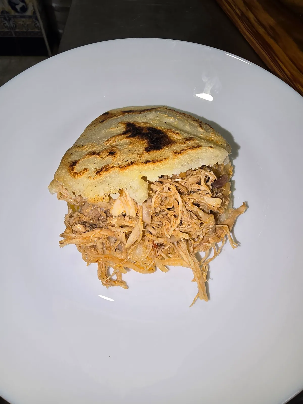 Pan con carne mechada